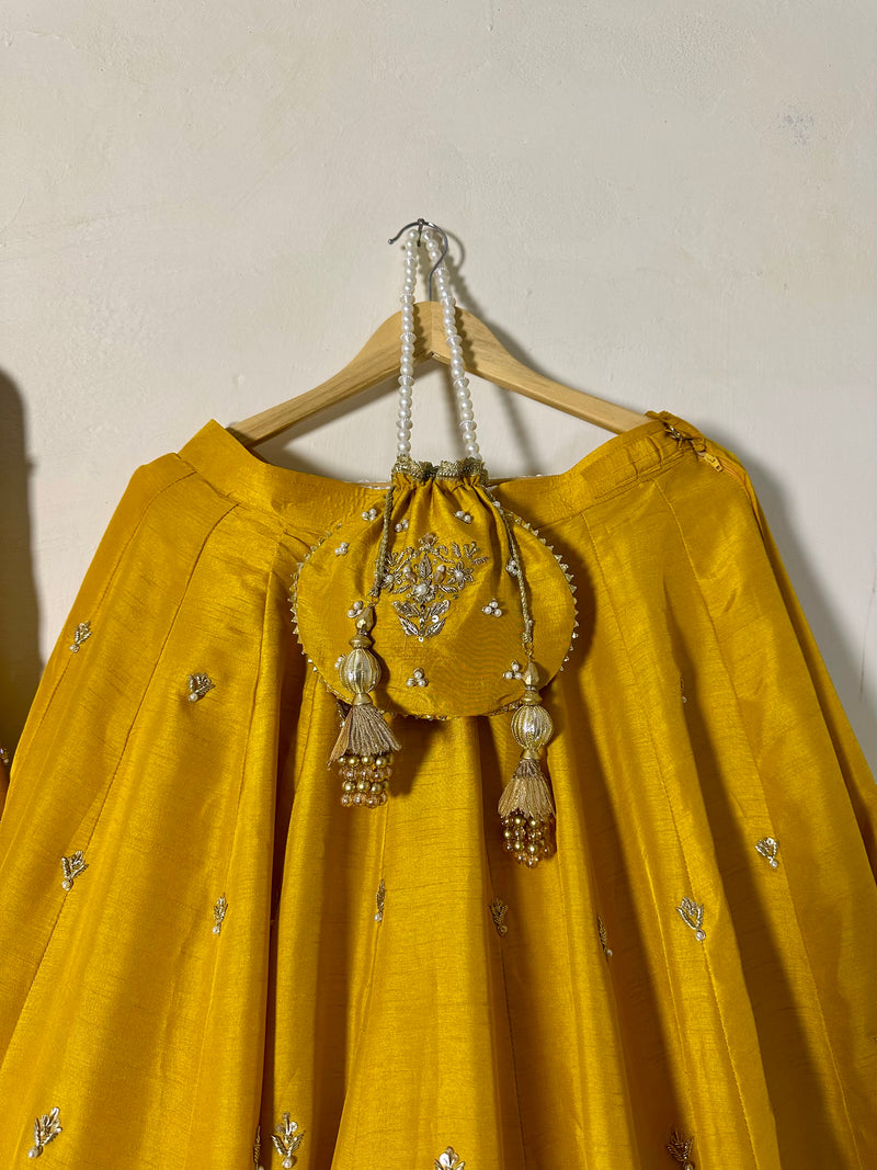 RA’NAI YELLOW